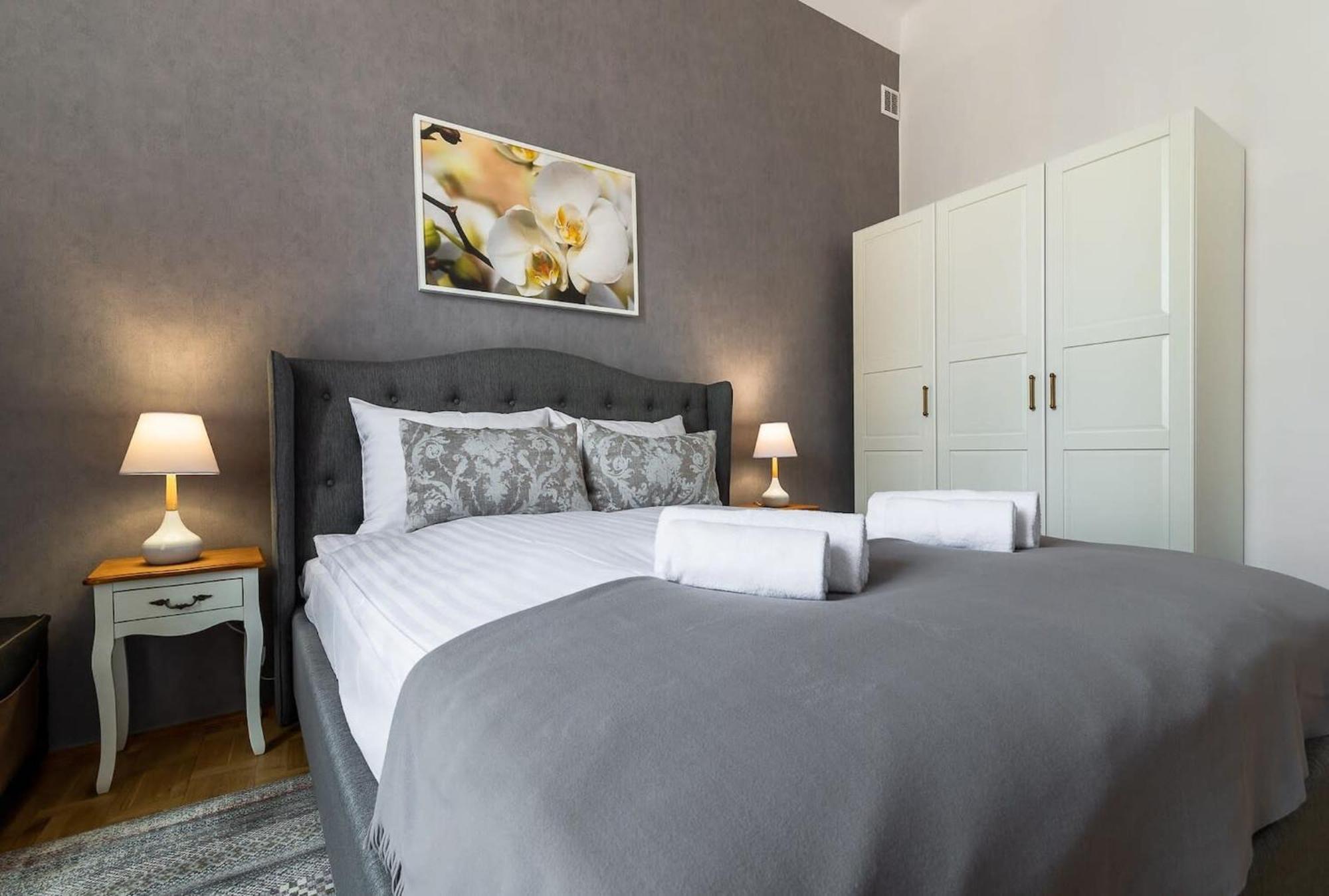 Freta 25 Elegant Apartment By Rent Like Home วอร์ซอ ภายนอก รูปภาพ